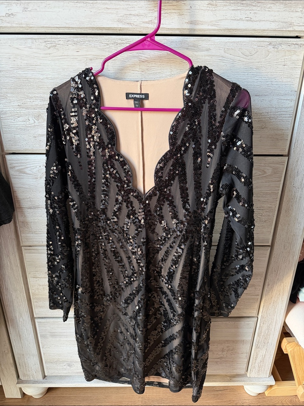 Bodycon Scallop Sequin Dress